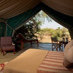 Traditional luxury camp blends international sophistication with African beauty