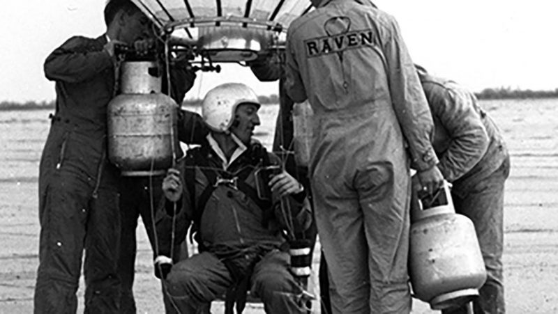 Ed Yost designed, built, and free flew the first modern balloon on the 22nd of October 1960 in Nebraska