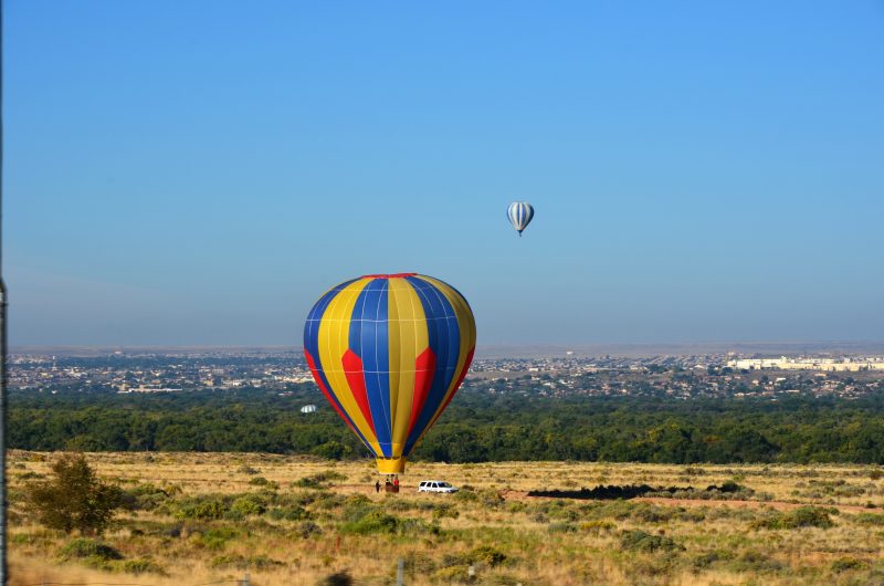 The unusual weapons that they chose to settle the affair with a duel were hot air balloons