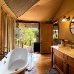 Elewana Sand River Luxury Tent bathroom