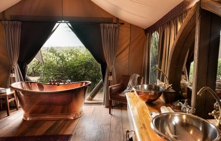 Great plains conservation Mara Nyika bathroom