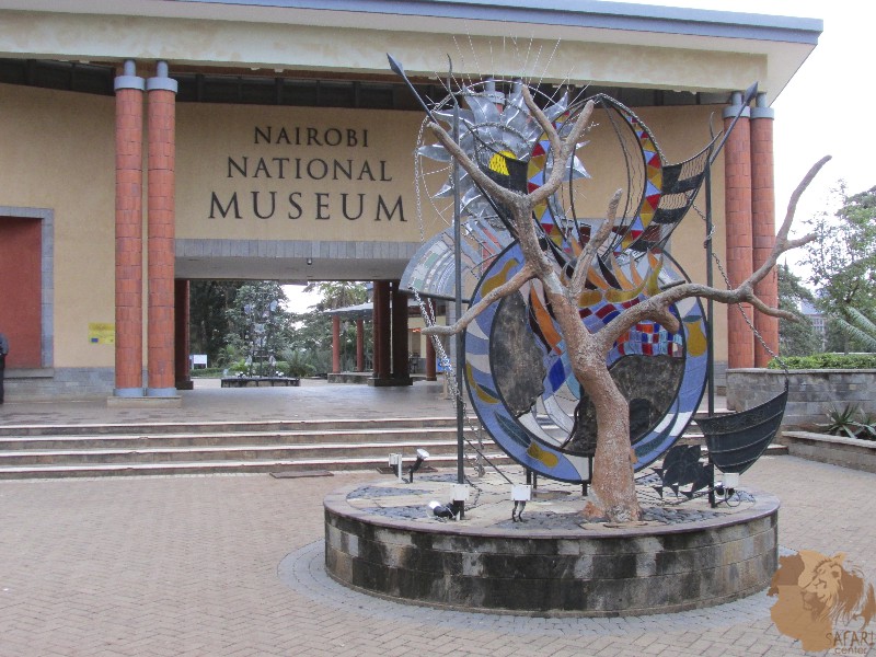 What is wrong with the museums of Kenya?